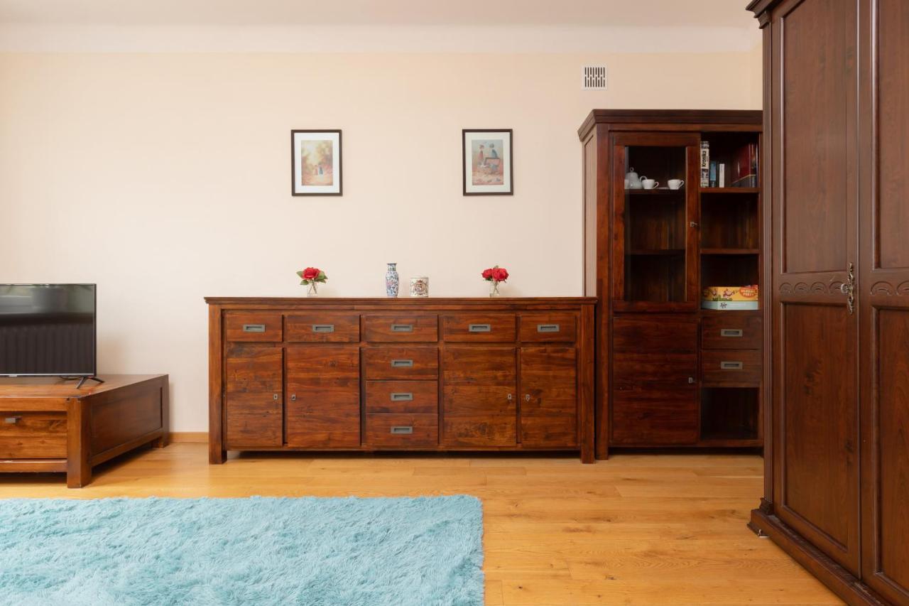 Metro Raclawicka Cozy By Renters Apartament *