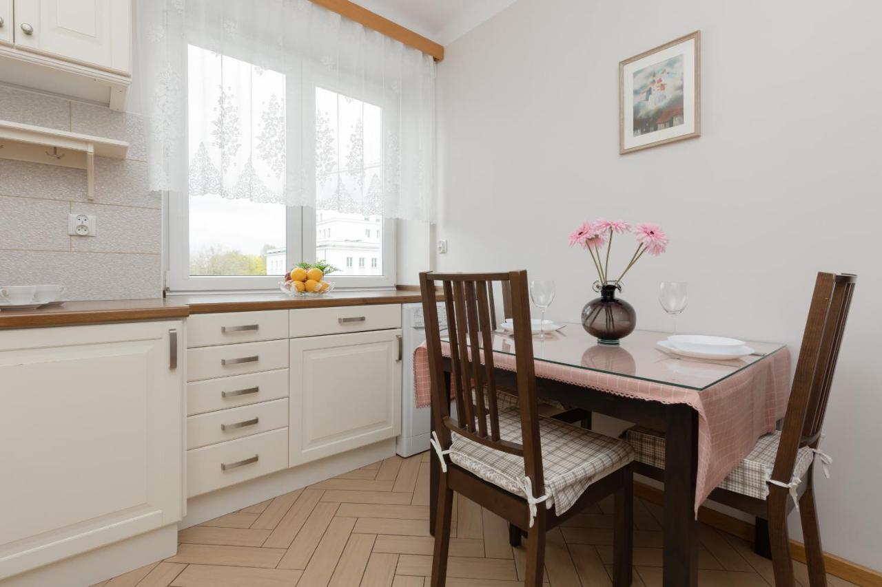 Metro Raclawicka Cozy By Renters Apartament *